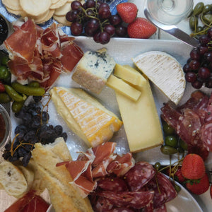 
            
                Load image into Gallery viewer, Mums Cheese &amp;amp; Chocolate Grazing Hamper
            
        